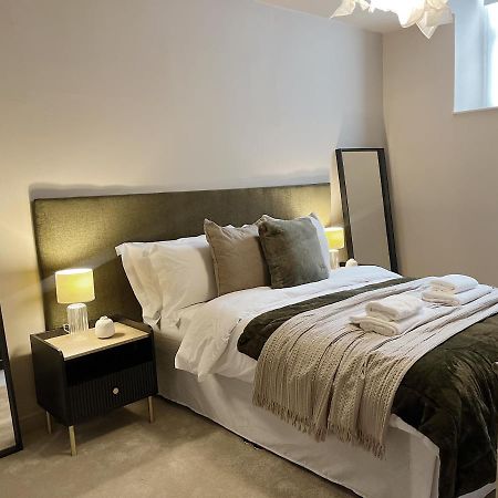 Todmorden Town Centre Apartment מראה חיצוני תמונה
