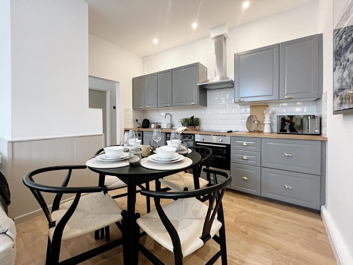 Todmorden Town Centre Apartment מראה חיצוני תמונה