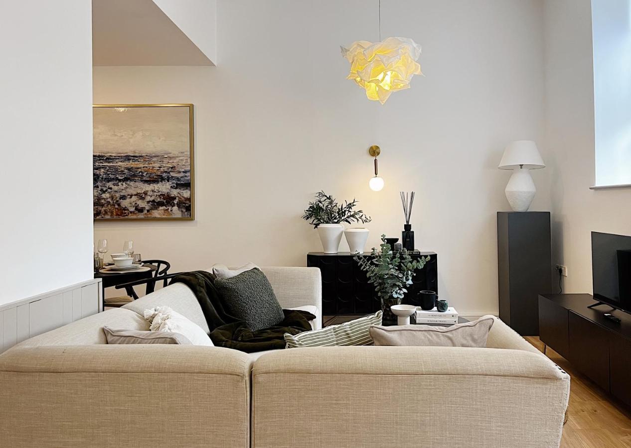 Todmorden Town Centre Apartment מראה חיצוני תמונה