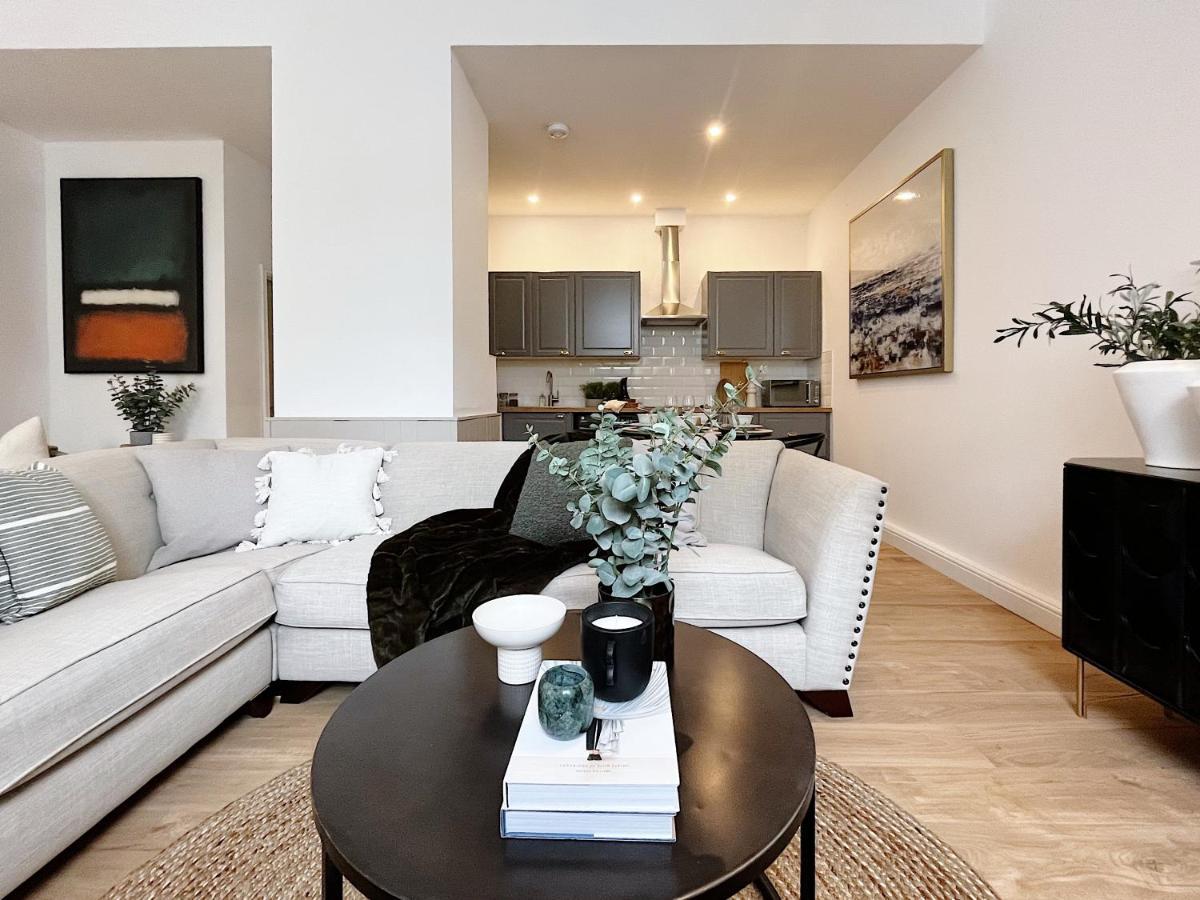 Todmorden Town Centre Apartment מראה חיצוני תמונה