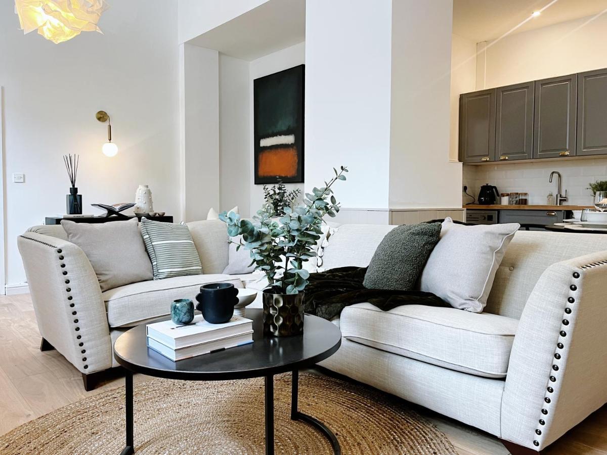Todmorden Town Centre Apartment מראה חיצוני תמונה